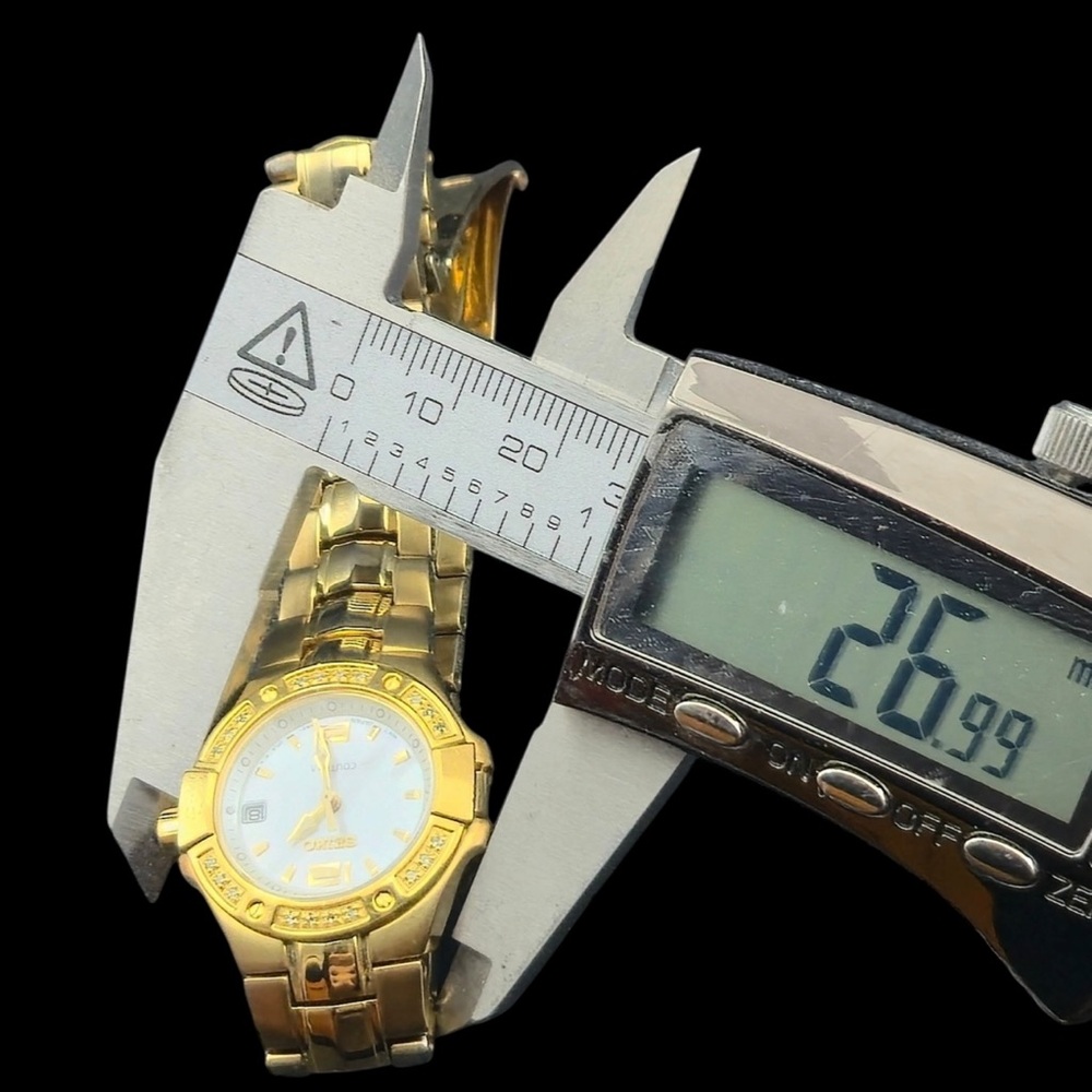 Seiko Coutura Gold Women's Watch with Crystal Details - Picture 6 of 6